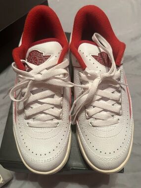 Jordan Low-Top Sneakers in White and Red